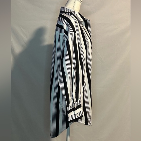 Over-sized button down - Picture 3 of 6